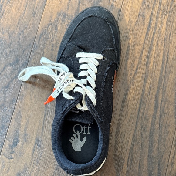 Off-White Black and White Striped Sneakers - Picture 6 of 10